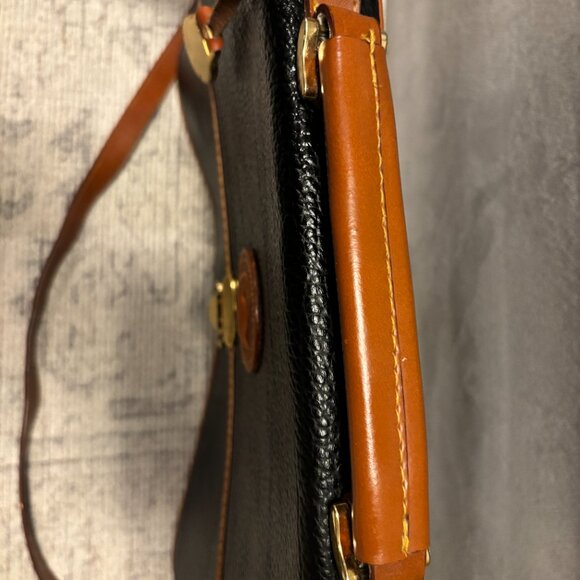 Vtg Dooney & Bourke All Weather Leather Messenger, Briefcase, Crossbody Bag - Picture 12 of 16